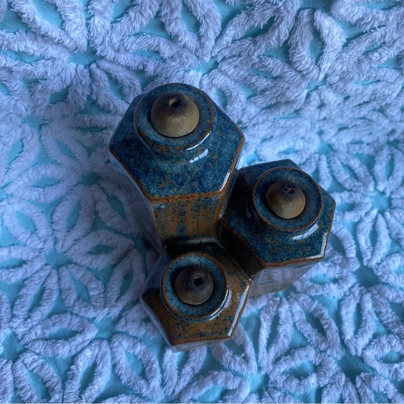 Vintage Pottery oil lamp 3 burner signed glazed - Picture 8 of 9